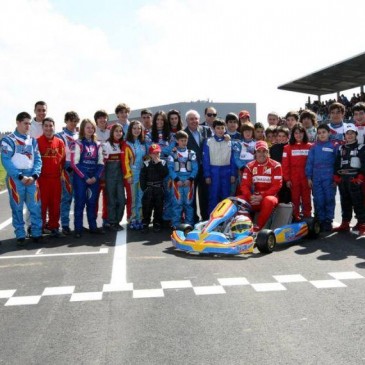 El Complejo Deportivo Fernando Alonso mejor circuito de karting del mundo.